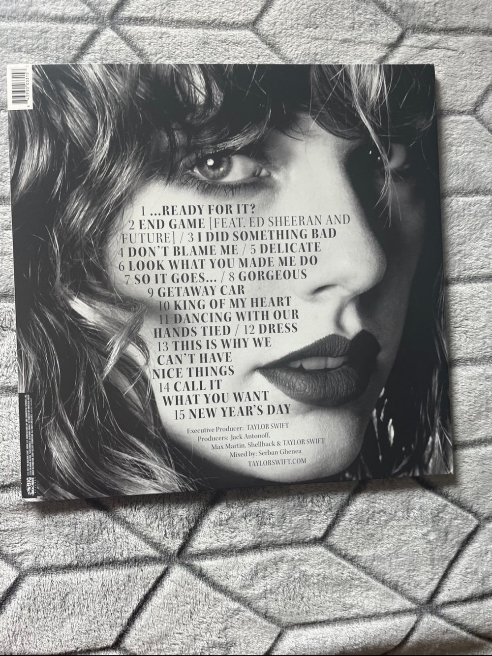 Taylor Swift Reputation Vinyl Rep Album RARE Picture Disc Hype Sticker - Picture 4 of 4